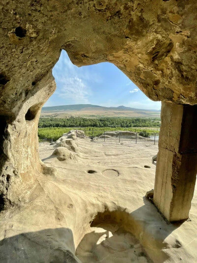 Kakheti & Kazbegi – 2-Day Wine & Mountains Adventure thumbnail 12